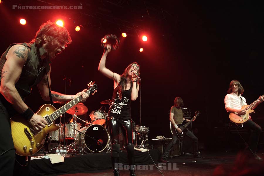 JULIETTE AND THE LICKS - 2007-04-23 - PARIS - Le Bataclan - 